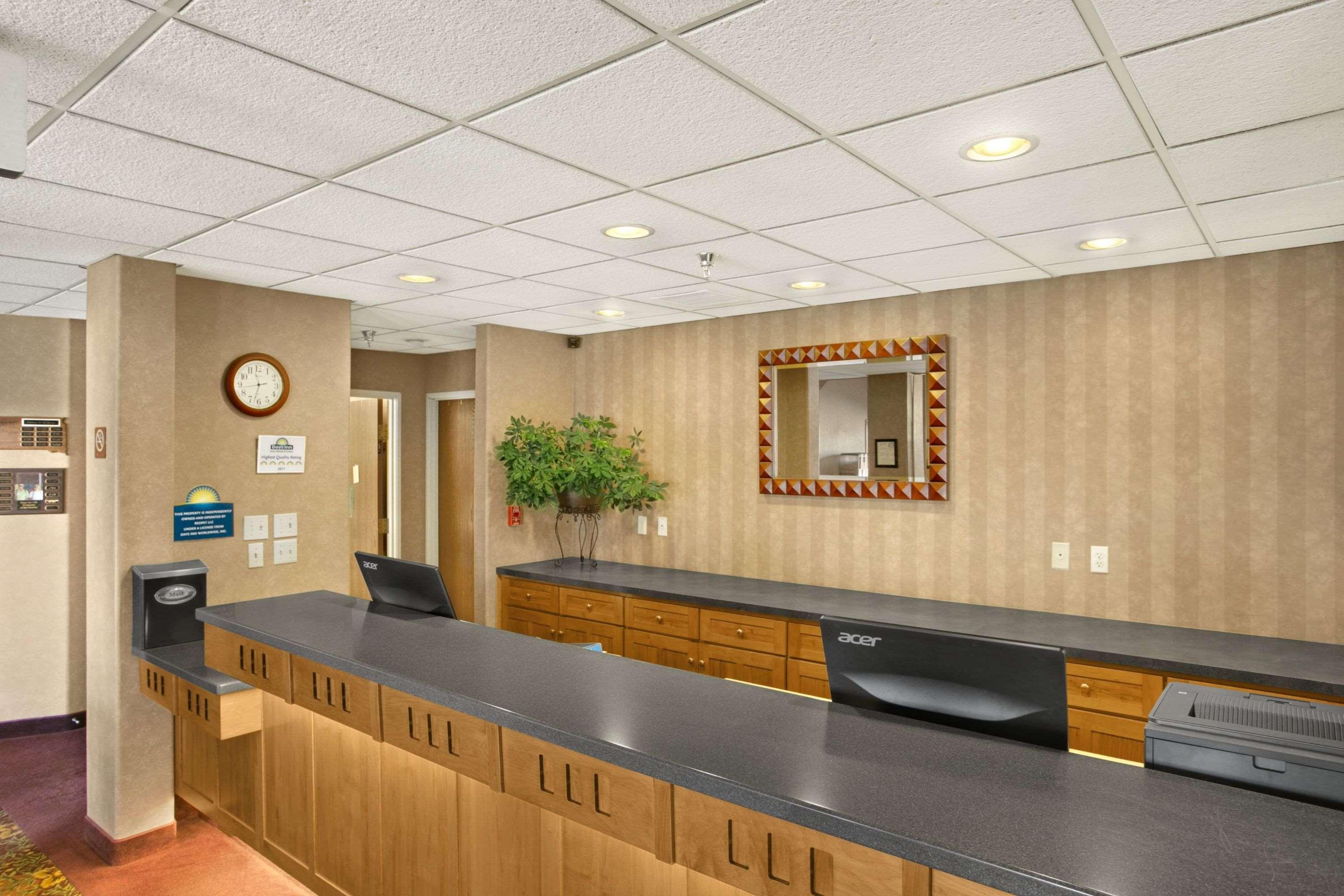 Days Inn By Wyndham Rapid City Ngoại thất bức ảnh