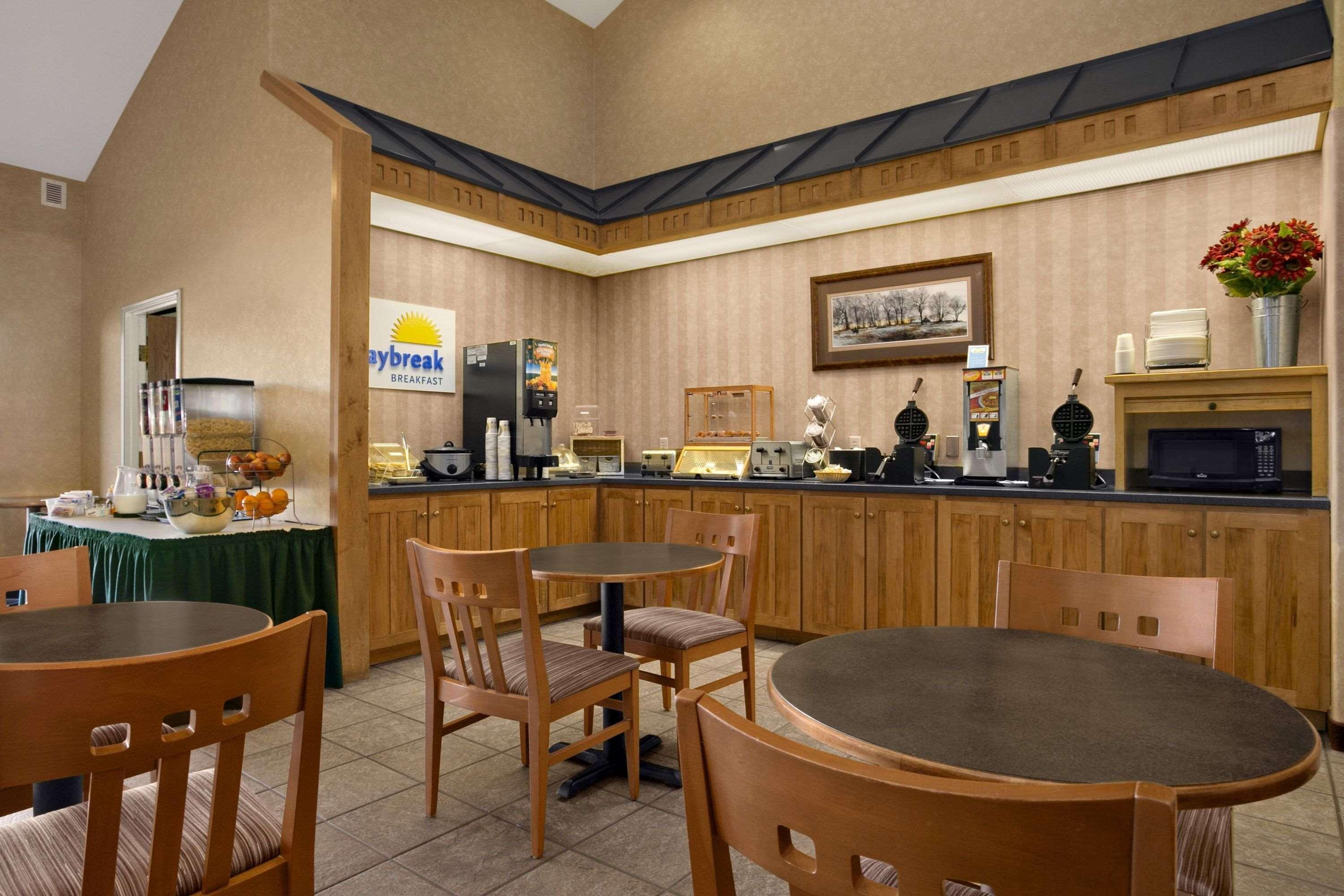 Days Inn By Wyndham Rapid City Ngoại thất bức ảnh