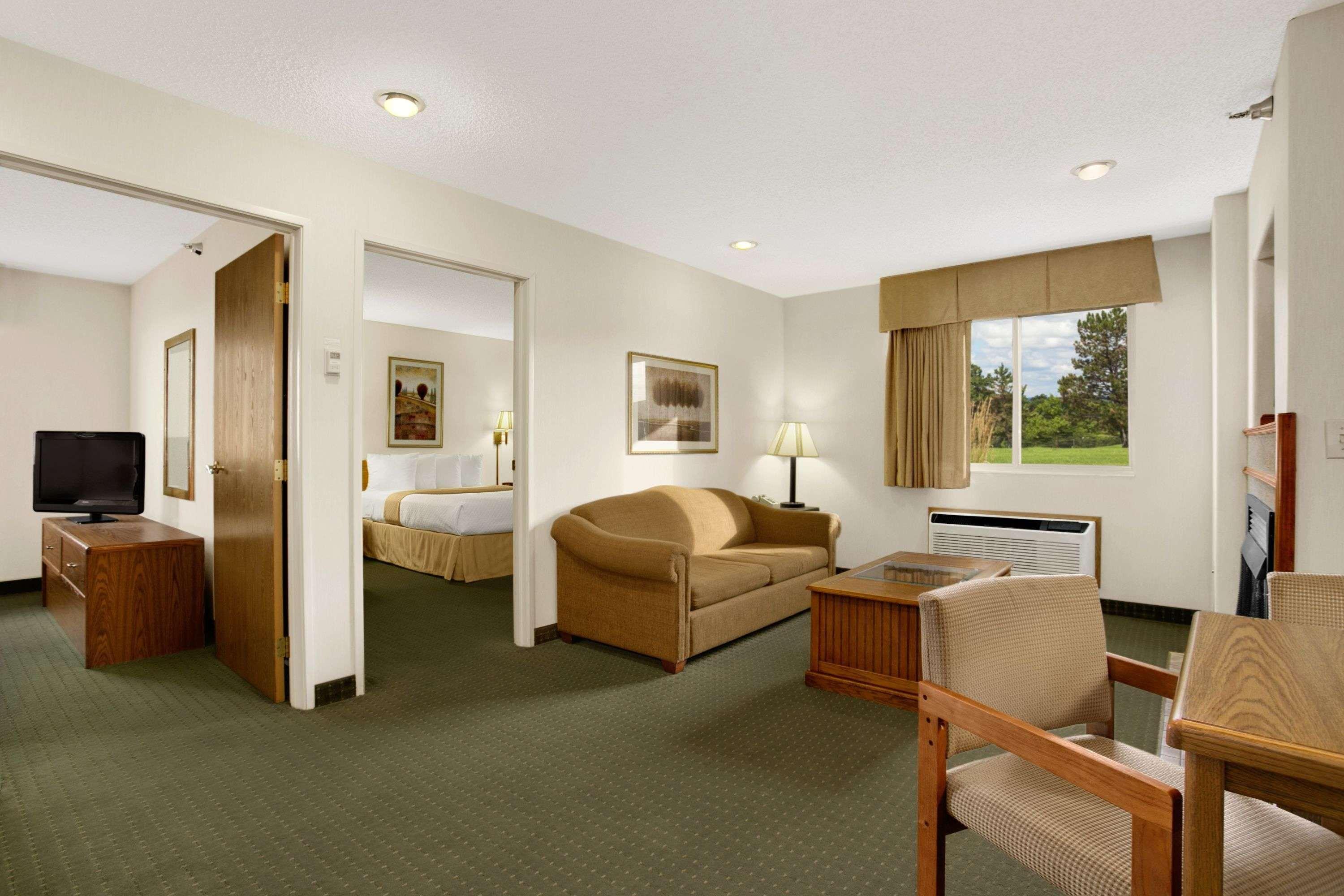 Days Inn By Wyndham Rapid City Ngoại thất bức ảnh