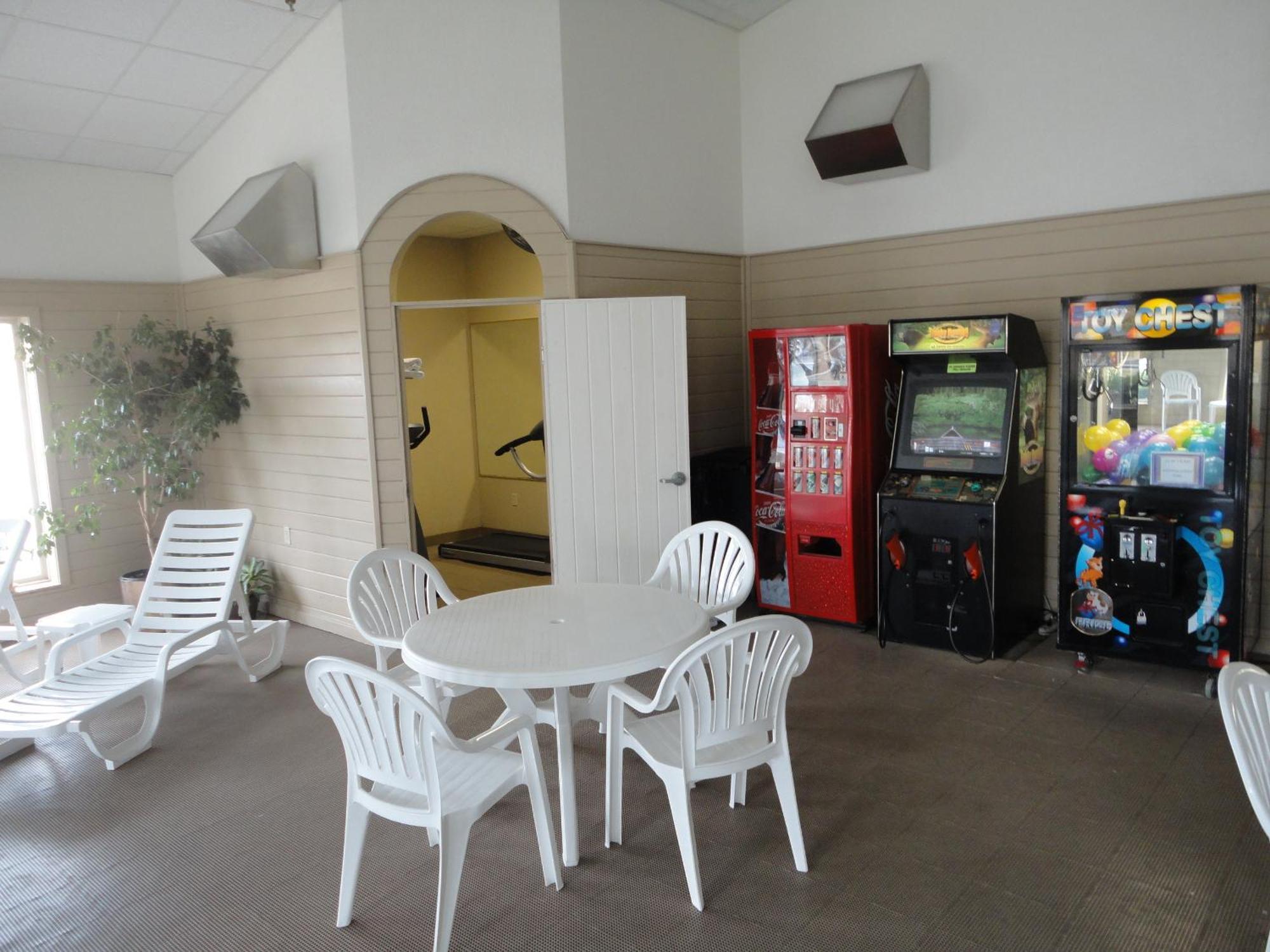 Days Inn By Wyndham Rapid City Ngoại thất bức ảnh