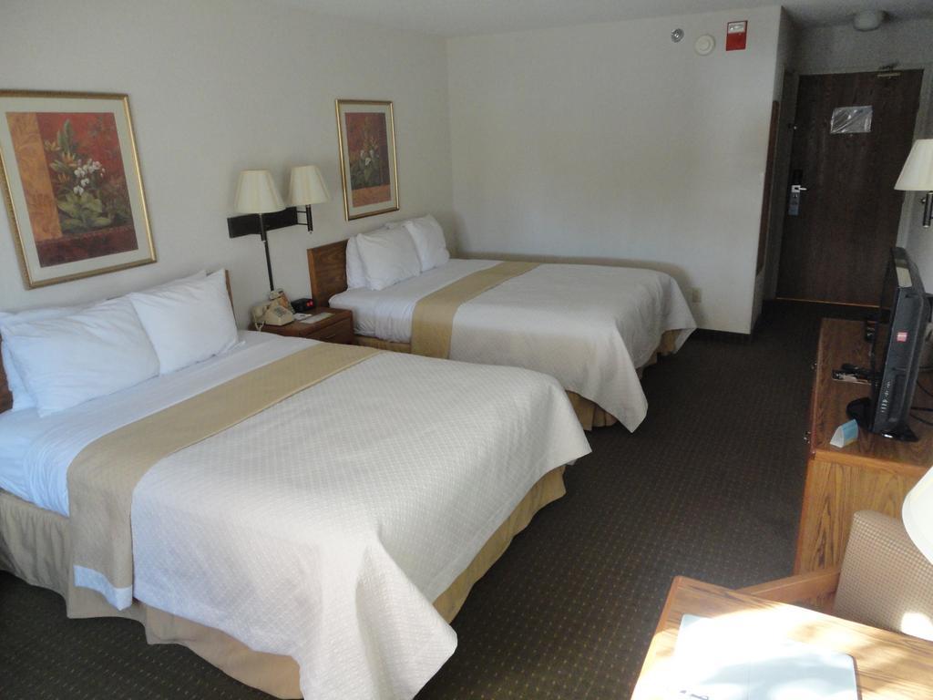 Days Inn By Wyndham Rapid City Ngoại thất bức ảnh